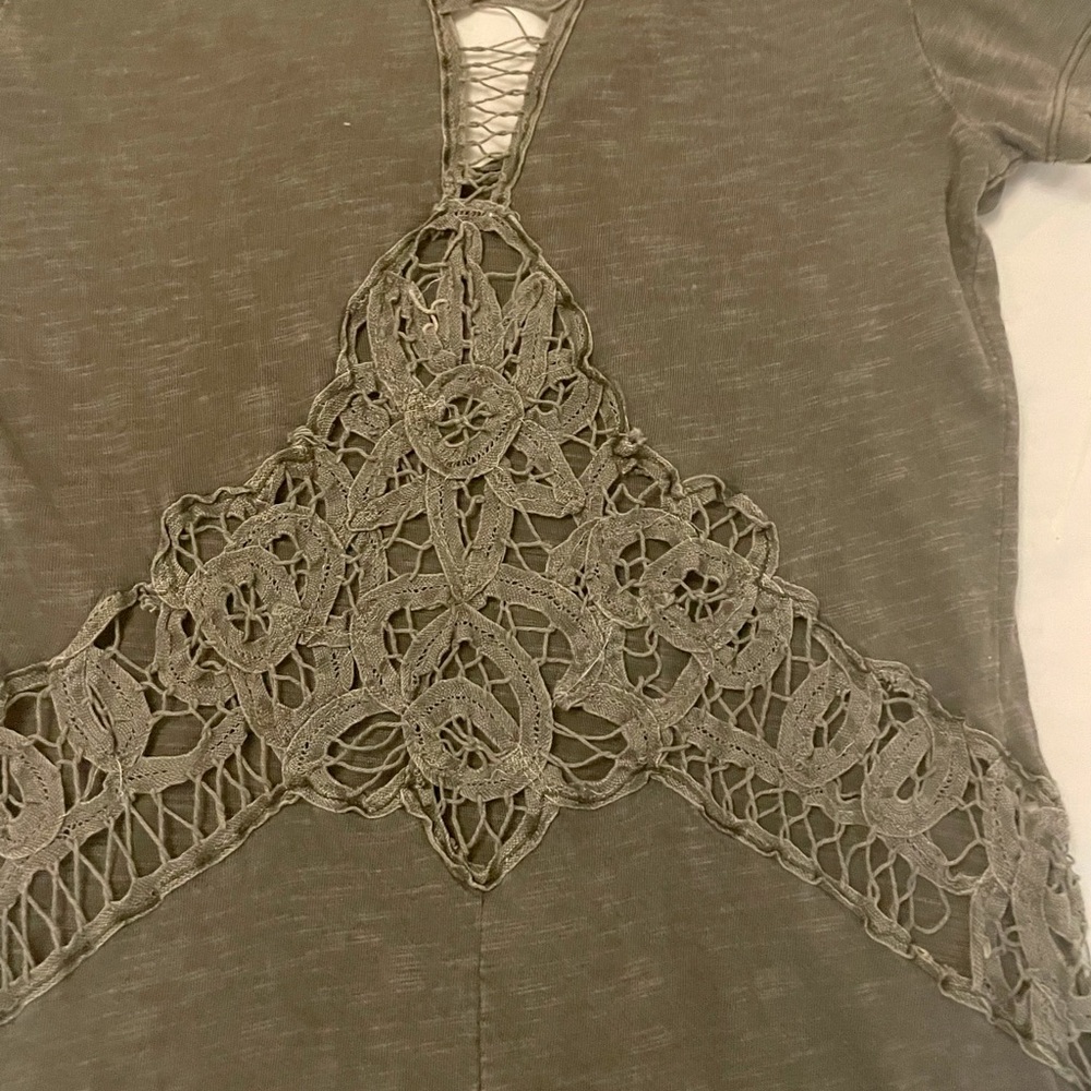 Free People T-Shirt - Picture 4 of 7
